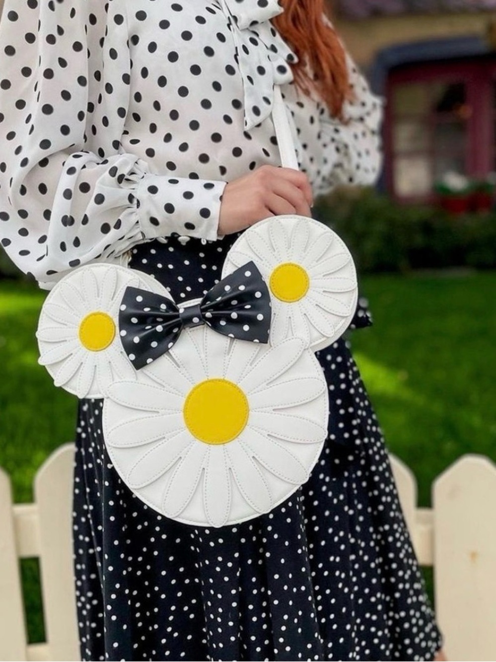 Loungefly Minnie Mouse Crossbody Floral Bag